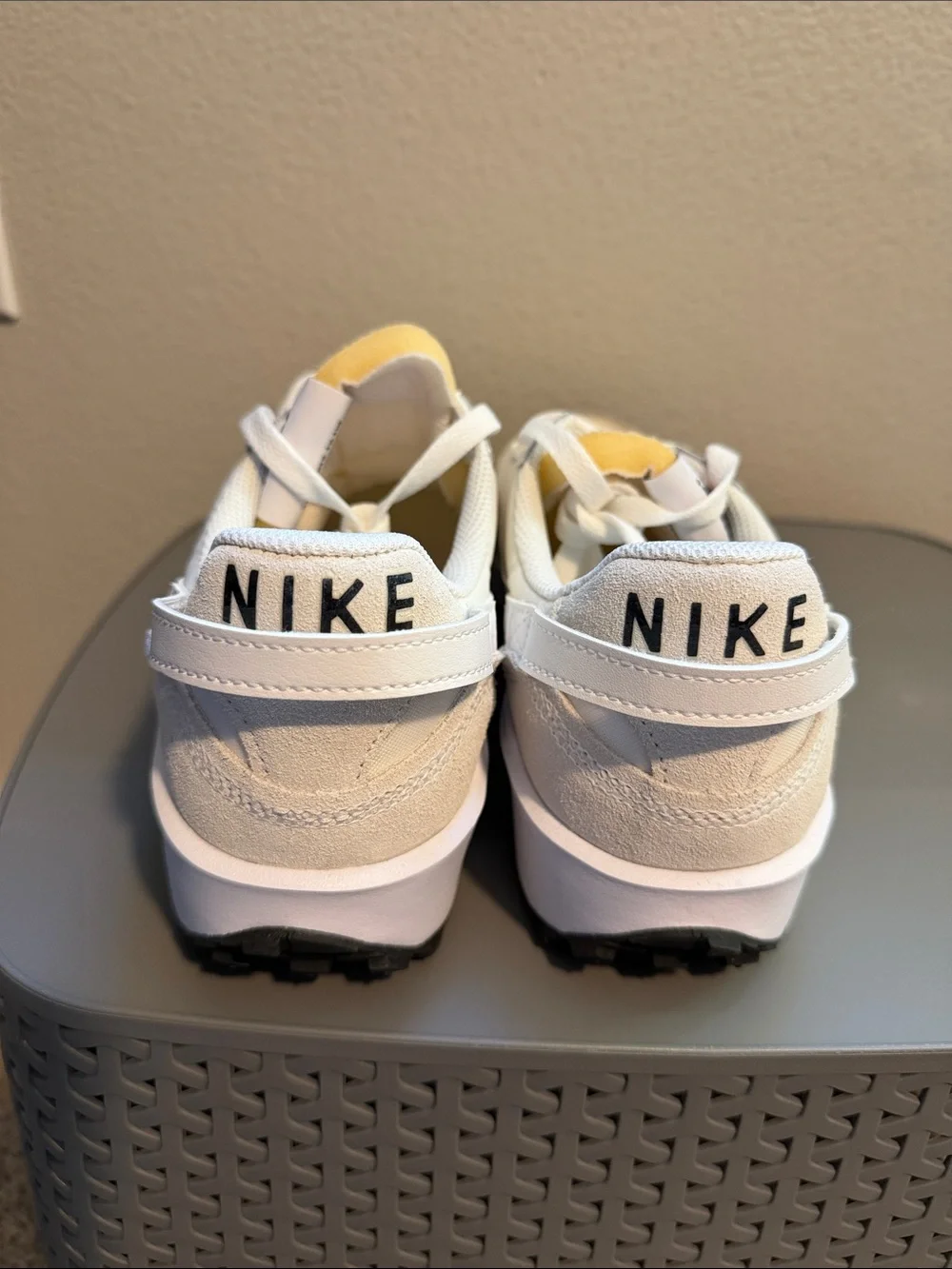 NEW- Nike Sportwear- Waffle Debut